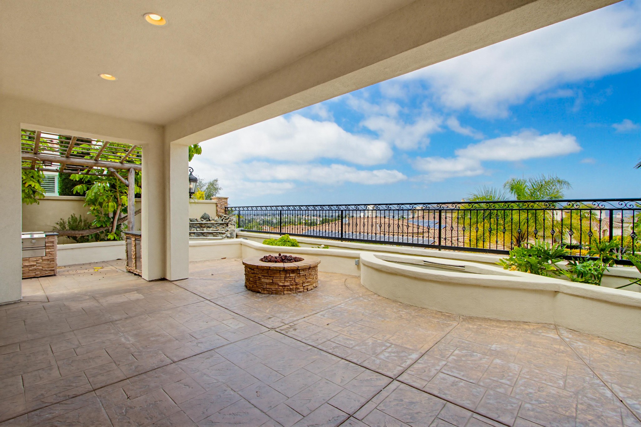 Virtual tour photo 82 of 92 for 1718 Playa Vista