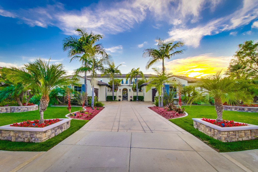 Virtual tour photo 1 of 105 for 17181 Castello Circle