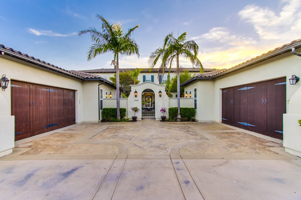 Virtual tour photo 5 of 105 for 17181 Castello Circle