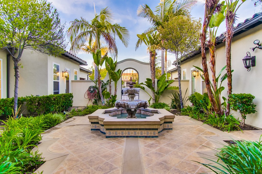 Virtual tour photo 7 of 105 for 17181 Castello Circle