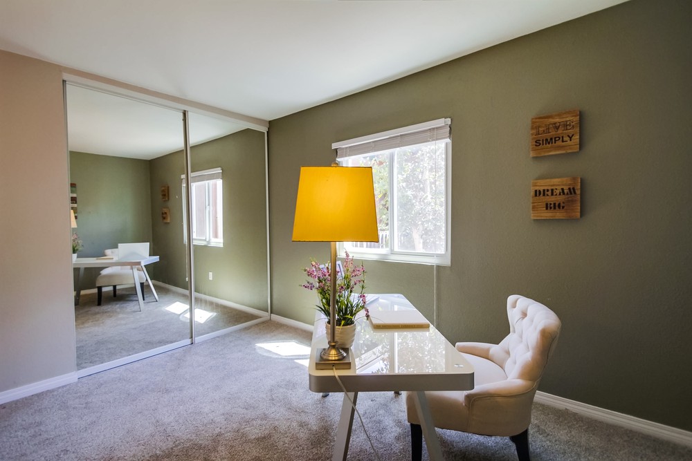 Virtual tour photo 27 of 34 for 17185 W Bernardo Dr #205
