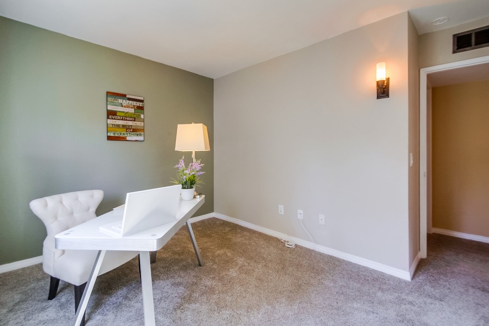 Virtual tour photo 28 of 34 for 17185 W Bernardo Dr #205