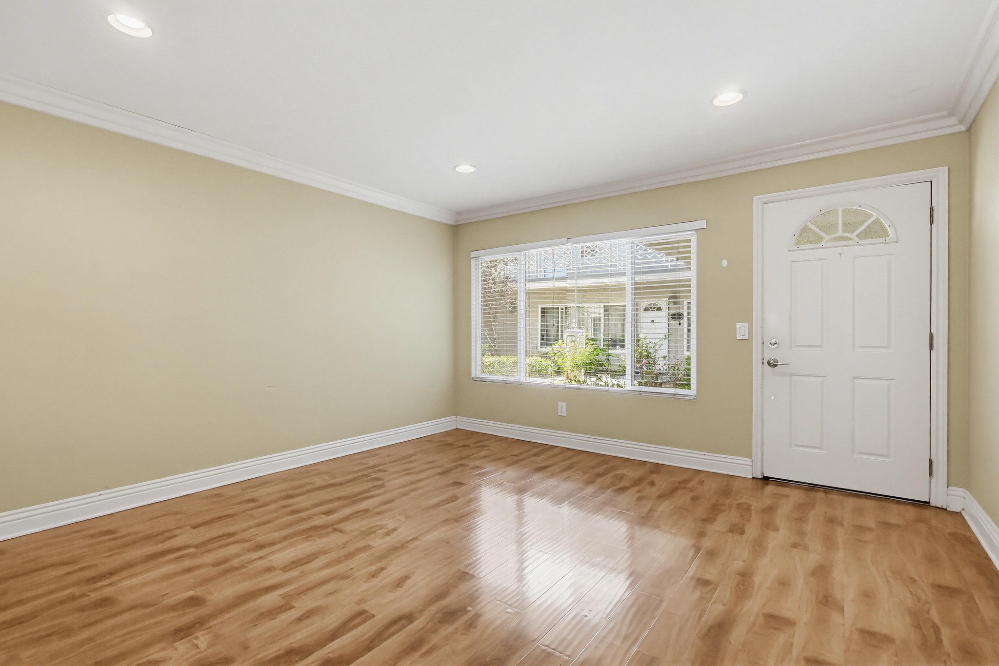 Virtual tour photo 15 of 43 for 1720 Newport Ave