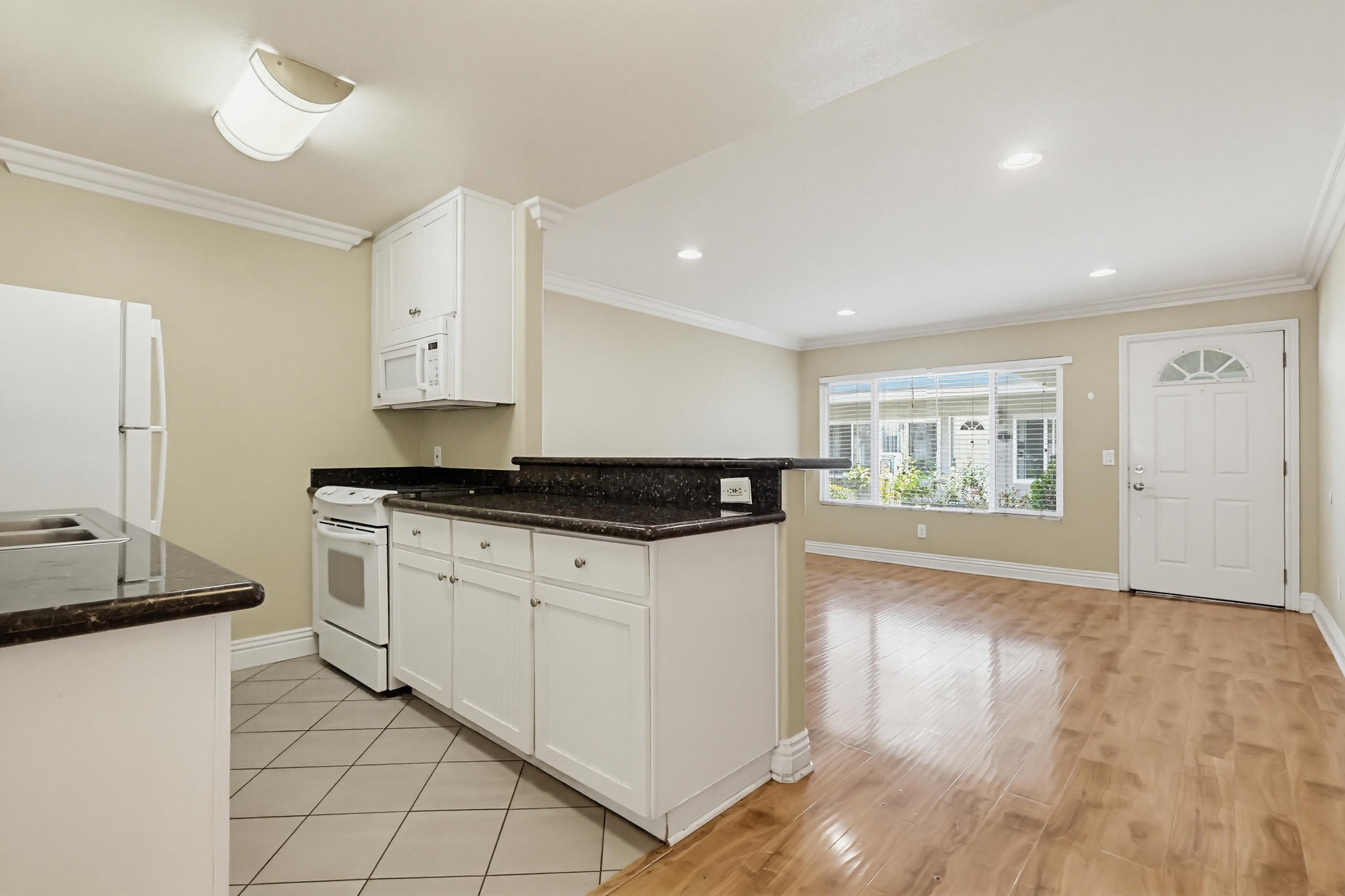Virtual tour photo 22 of 43 for 1720 Newport Ave