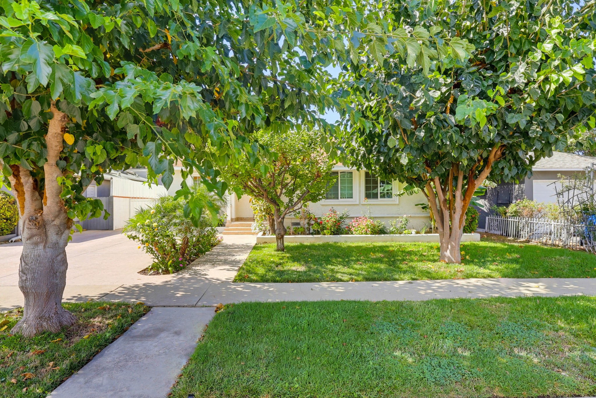 Virtual tour photo 5 of 90 for 17200 Baltar St