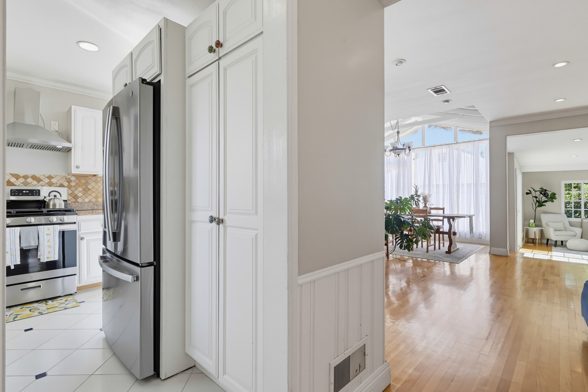 Virtual tour photo 9 of 90 for 17200 Baltar St