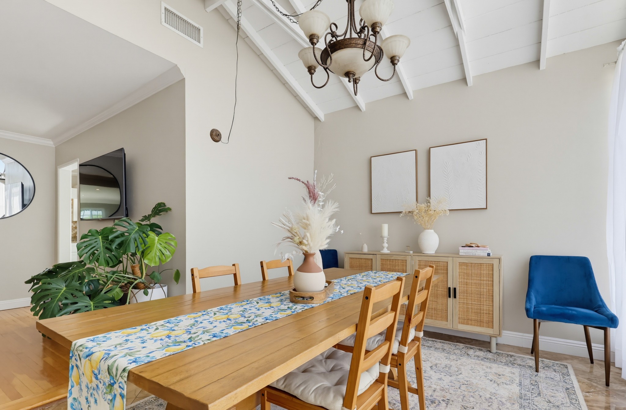 Virtual tour photo 18 of 90 for 17200 Baltar St
