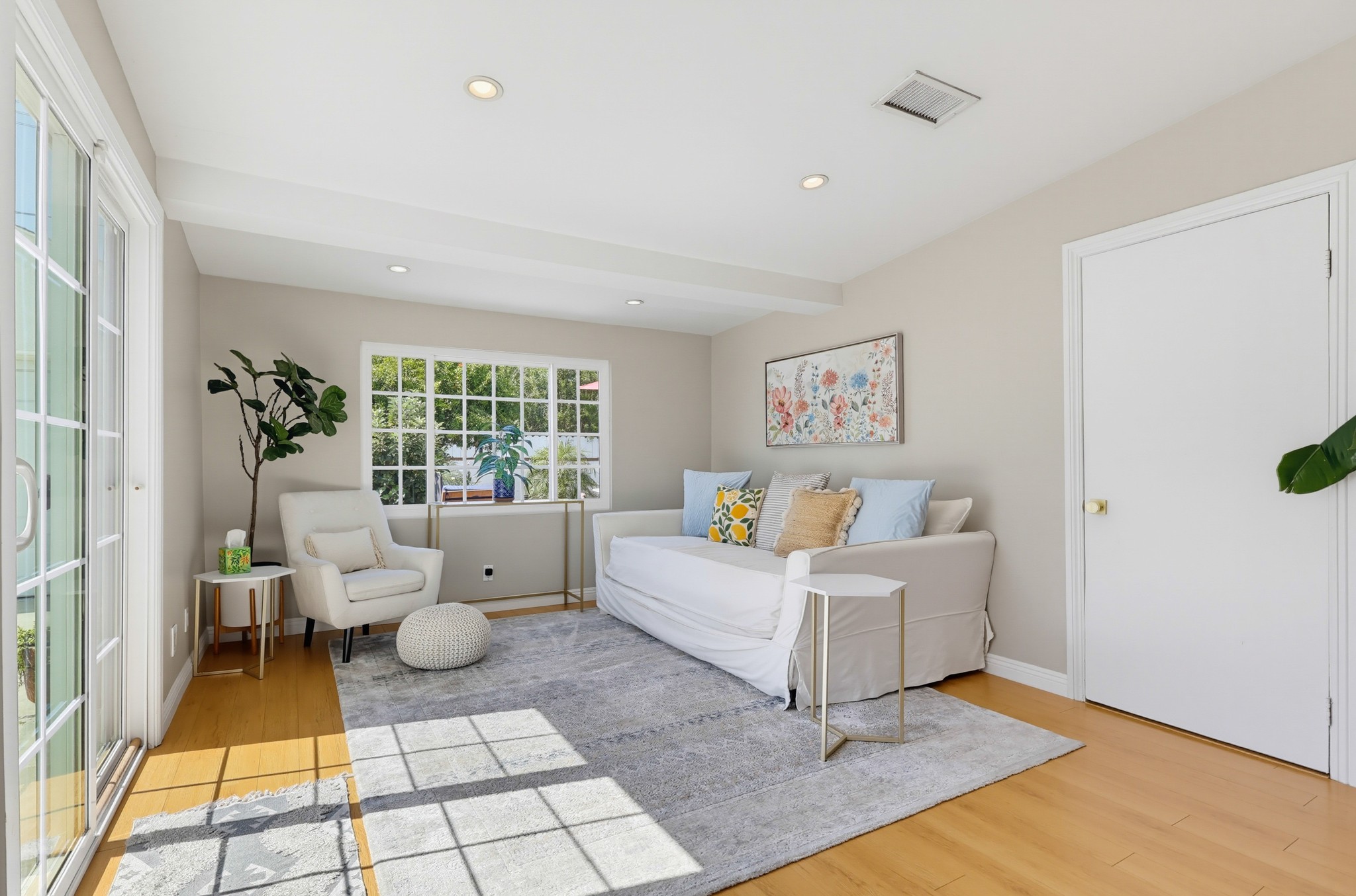 Virtual tour photo 22 of 90 for 17200 Baltar St