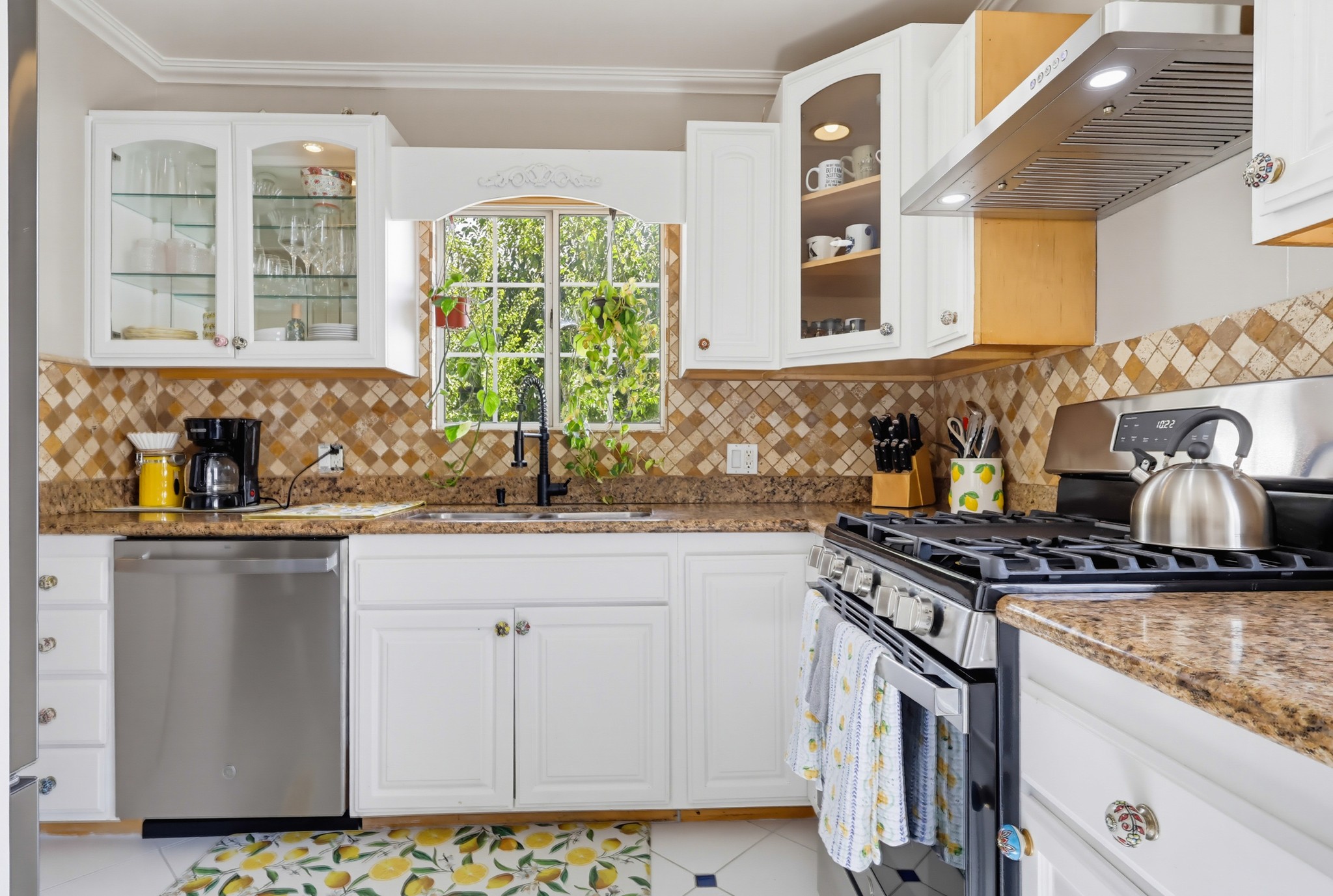 Virtual tour photo 32 of 90 for 17200 Baltar St