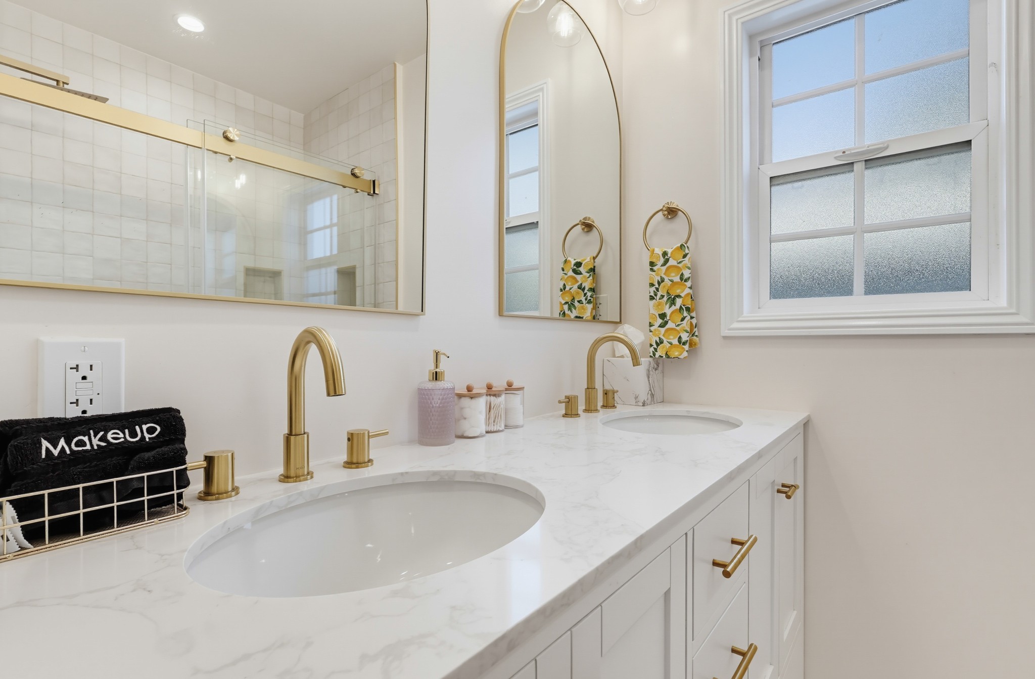 Virtual tour photo 44 of 90 for 17200 Baltar St