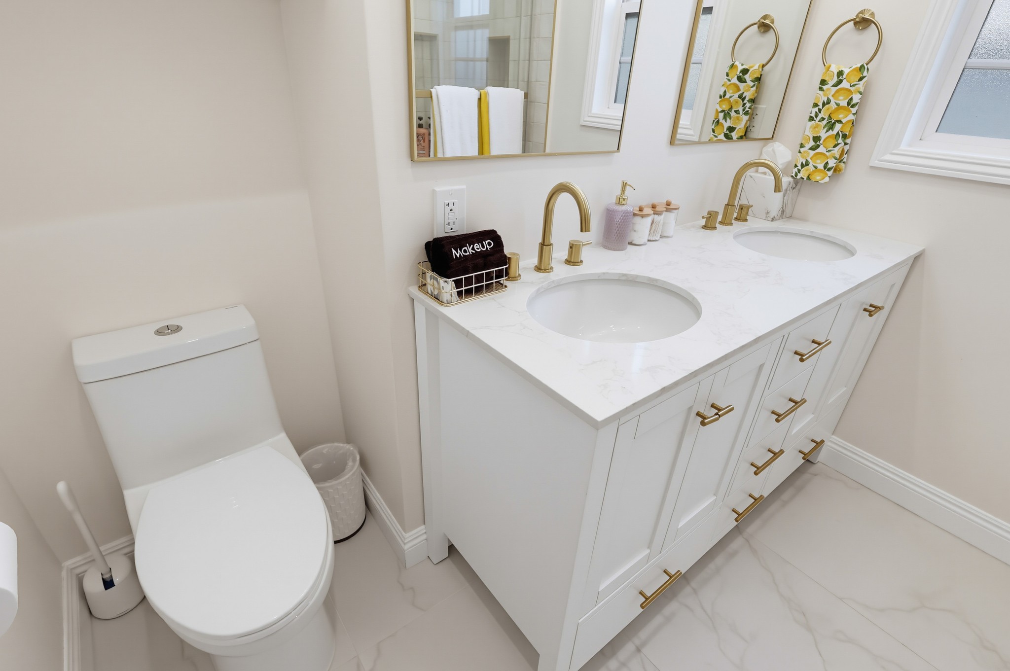Virtual tour photo 45 of 90 for 17200 Baltar St