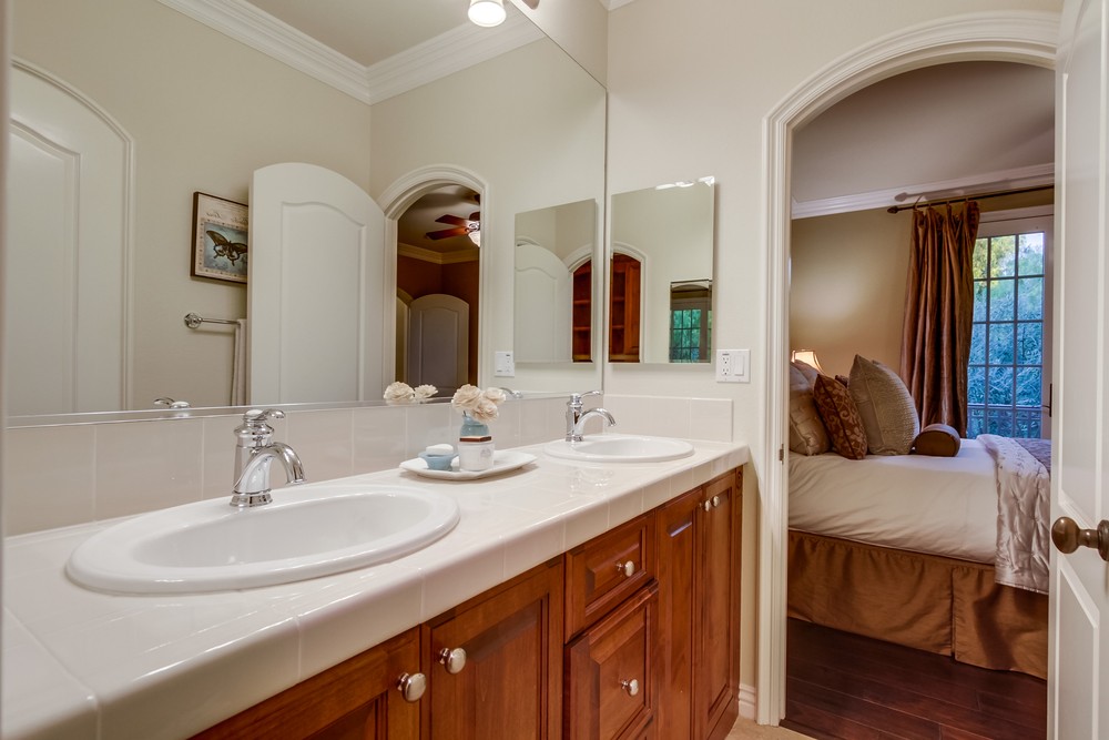 Virtual tour photo 71 of 118 for 17212 Country Girl Ln