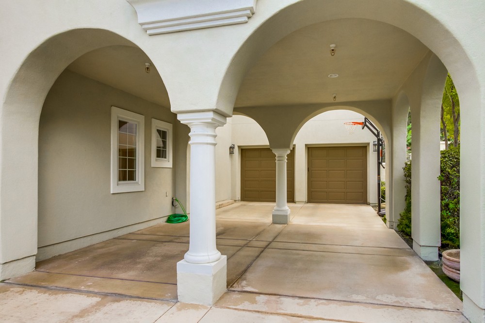 Virtual tour photo 94 of 118 for 17212 Country Girl Ln