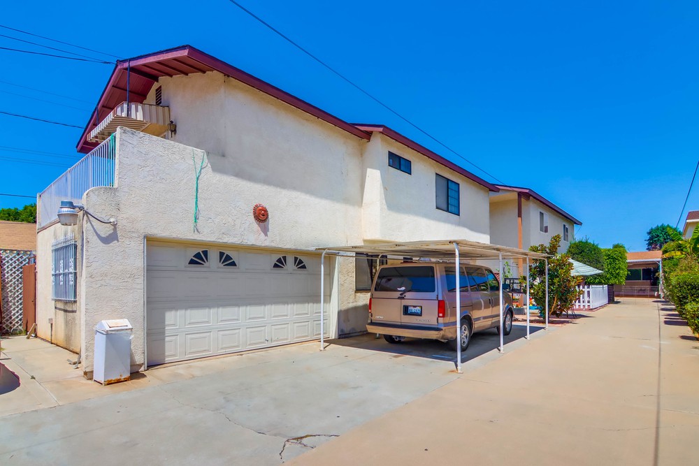 Virtual tour photo 5 of 32 for 1722 Elm Ave #24
