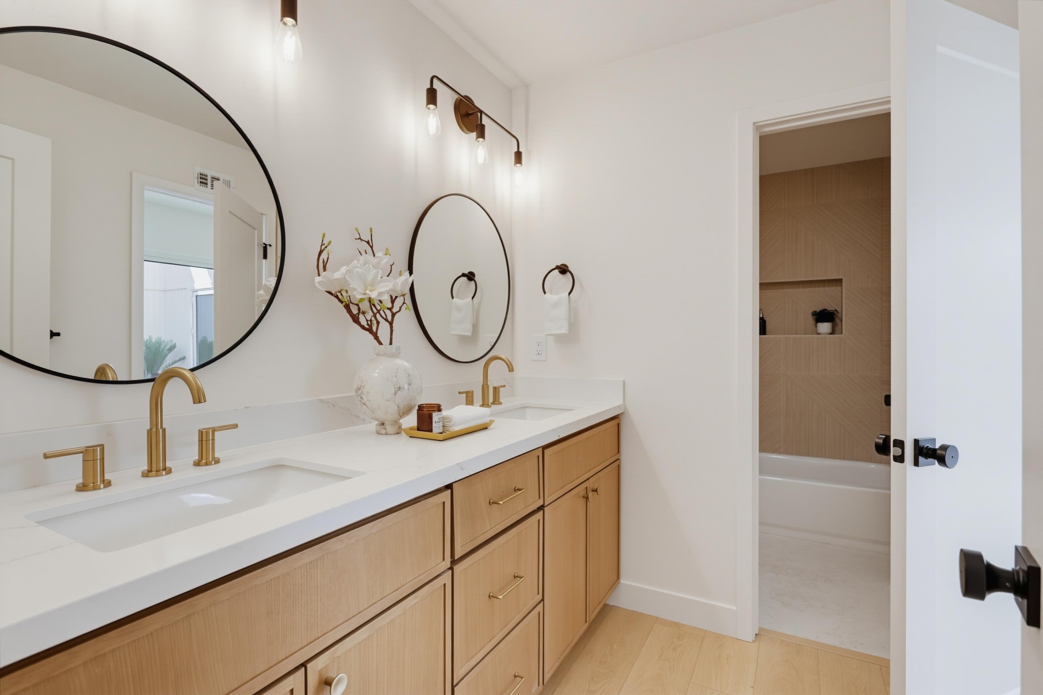 Virtual tour photo 32 of 42 for 1722 San Pablo Dr