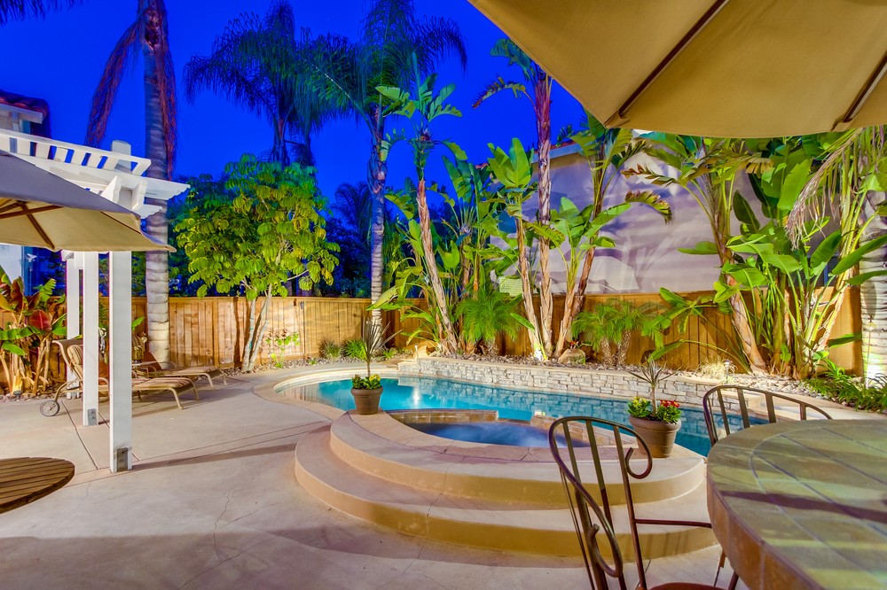 Virtual tour photo 8 of 91 for 17225 Russet Street