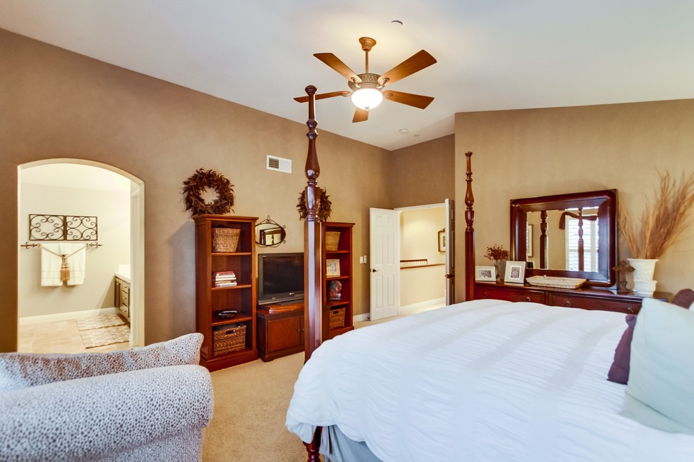 Virtual tour photo 54 of 91 for 17225 Russet Street