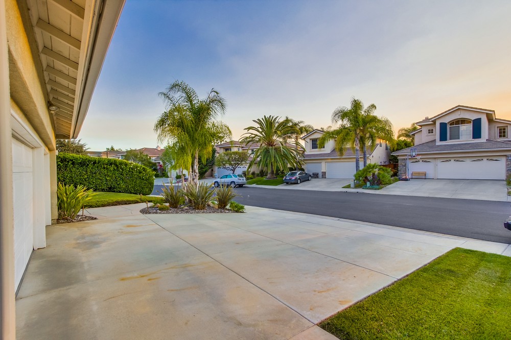 Virtual tour photo 79 of 91 for 17225 Russet Street