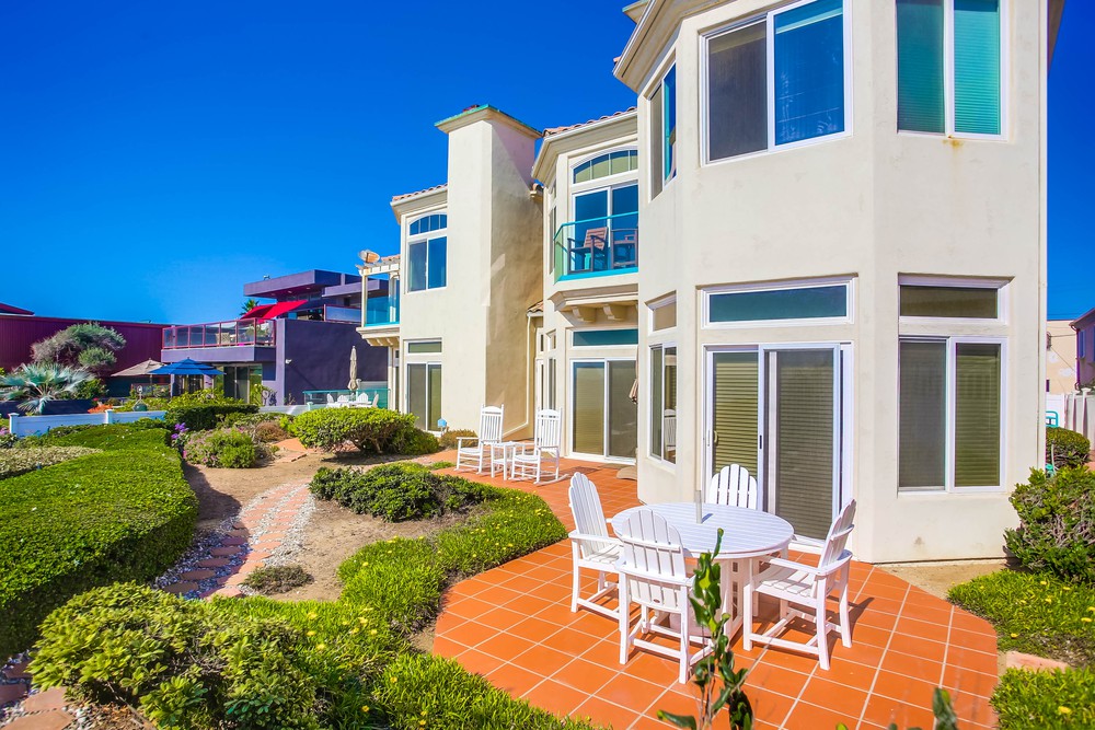 Virtual tour photo 50 of 57 for 1724 Ocean Front St UNIT 3