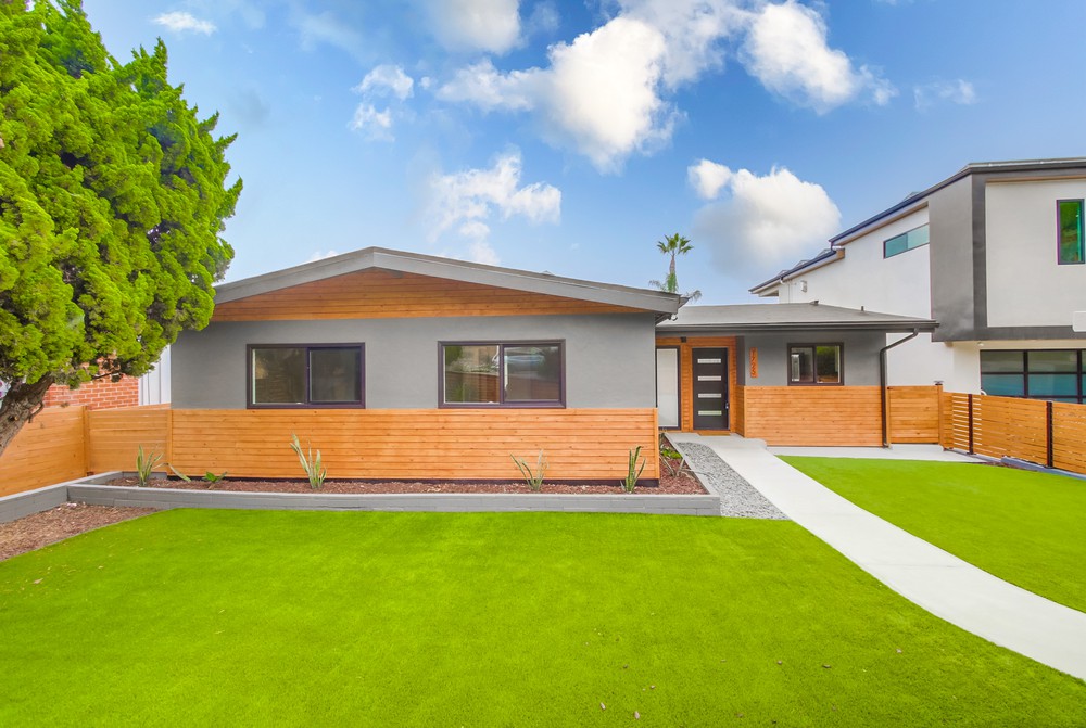 Virtual tour photo 7 of 77 for 1725 Monmouth Dr