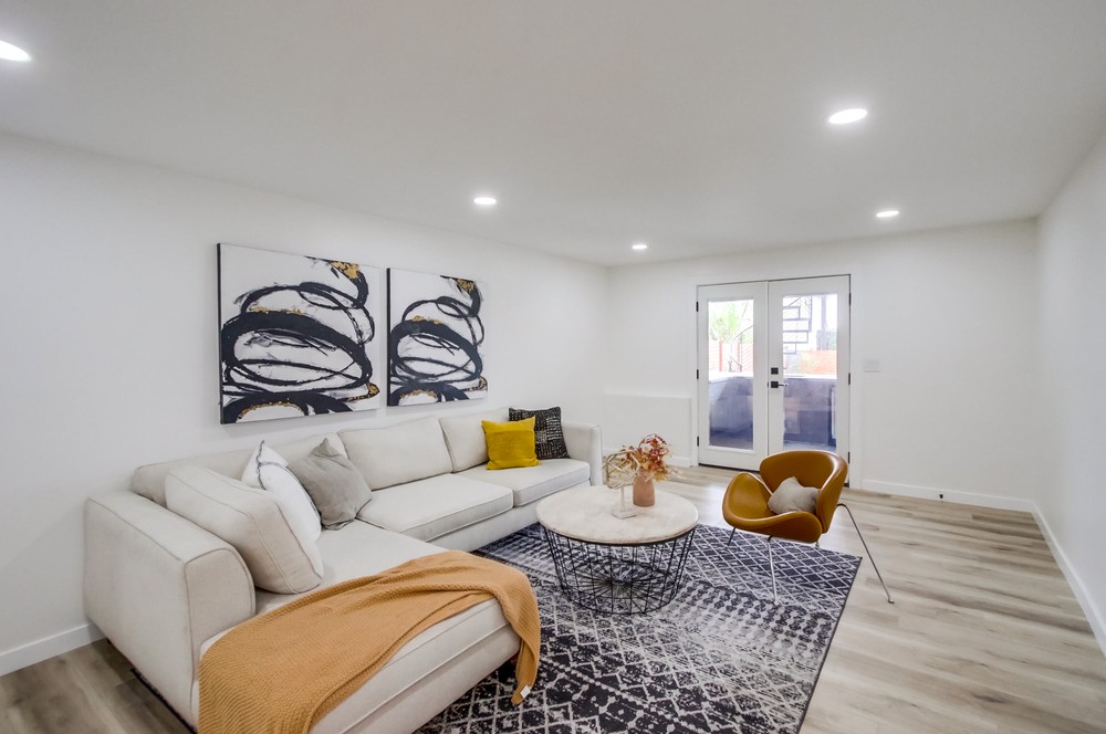 Virtual tour photo 29 of 77 for 1725 Monmouth Dr