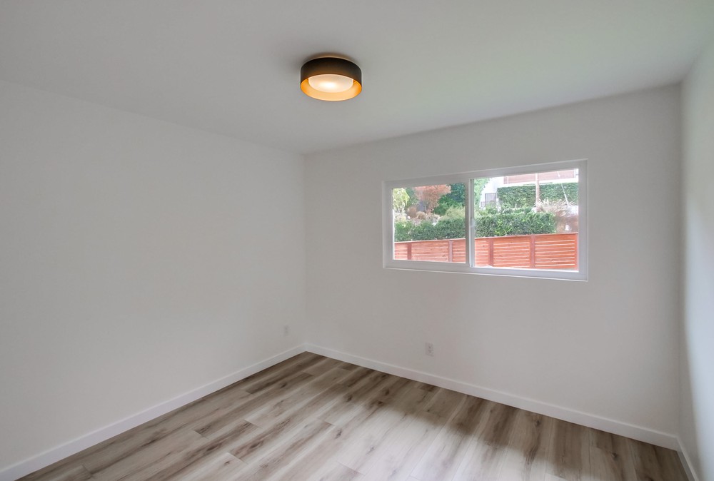 Virtual tour photo 51 of 77 for 1725 Monmouth Dr