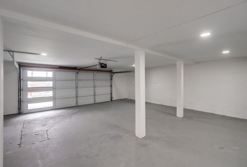 Virtual tour photo 63 of 77 for 1725 Monmouth Dr