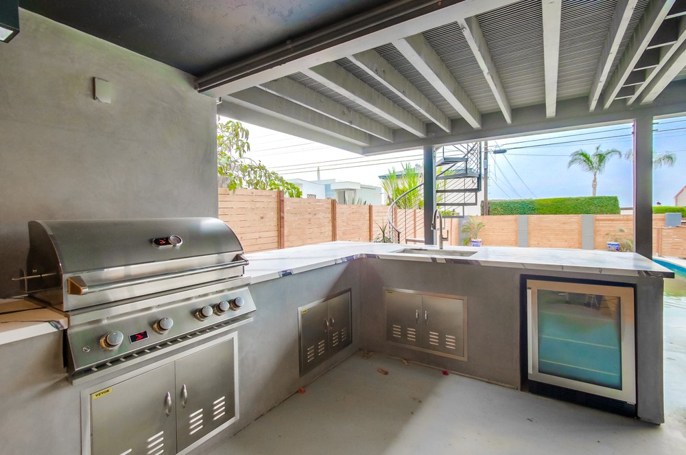 Virtual tour photo 64 of 77 for 1725 Monmouth Dr