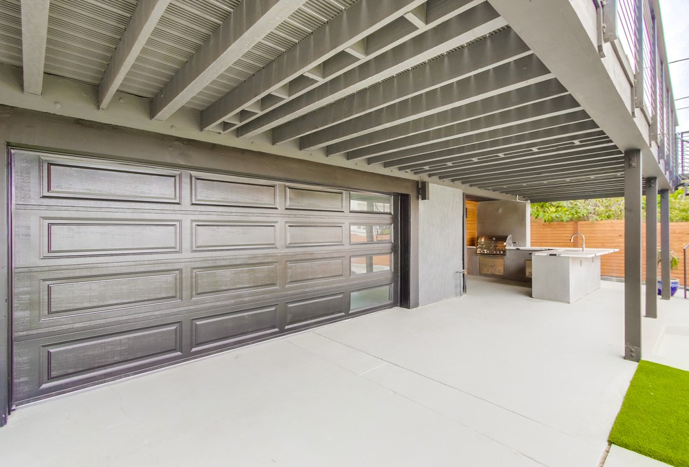 Virtual tour photo 68 of 77 for 1725 Monmouth Dr