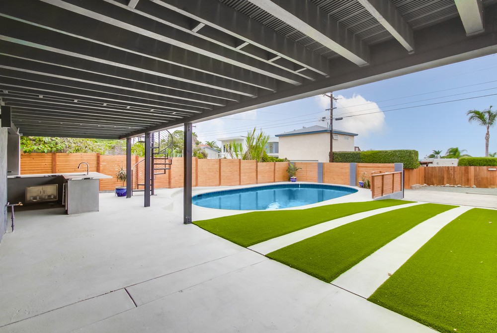Virtual tour photo 73 of 77 for 1725 Monmouth Dr