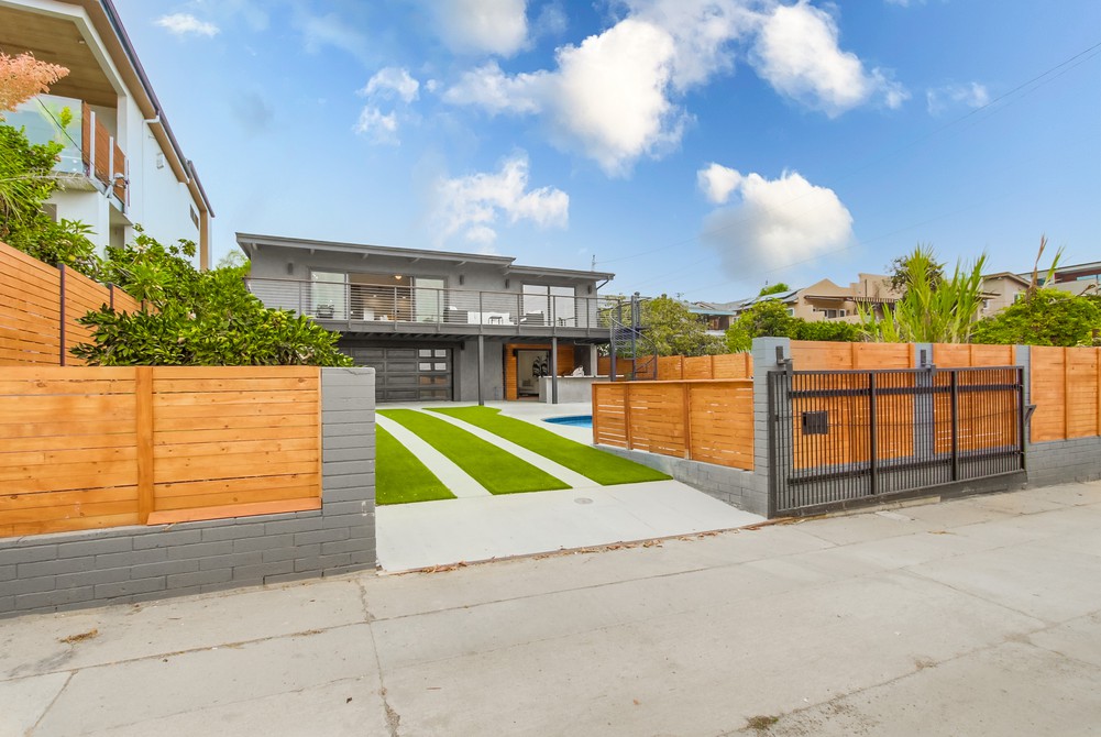 Virtual tour photo 78 of 77 for 1725 Monmouth Dr