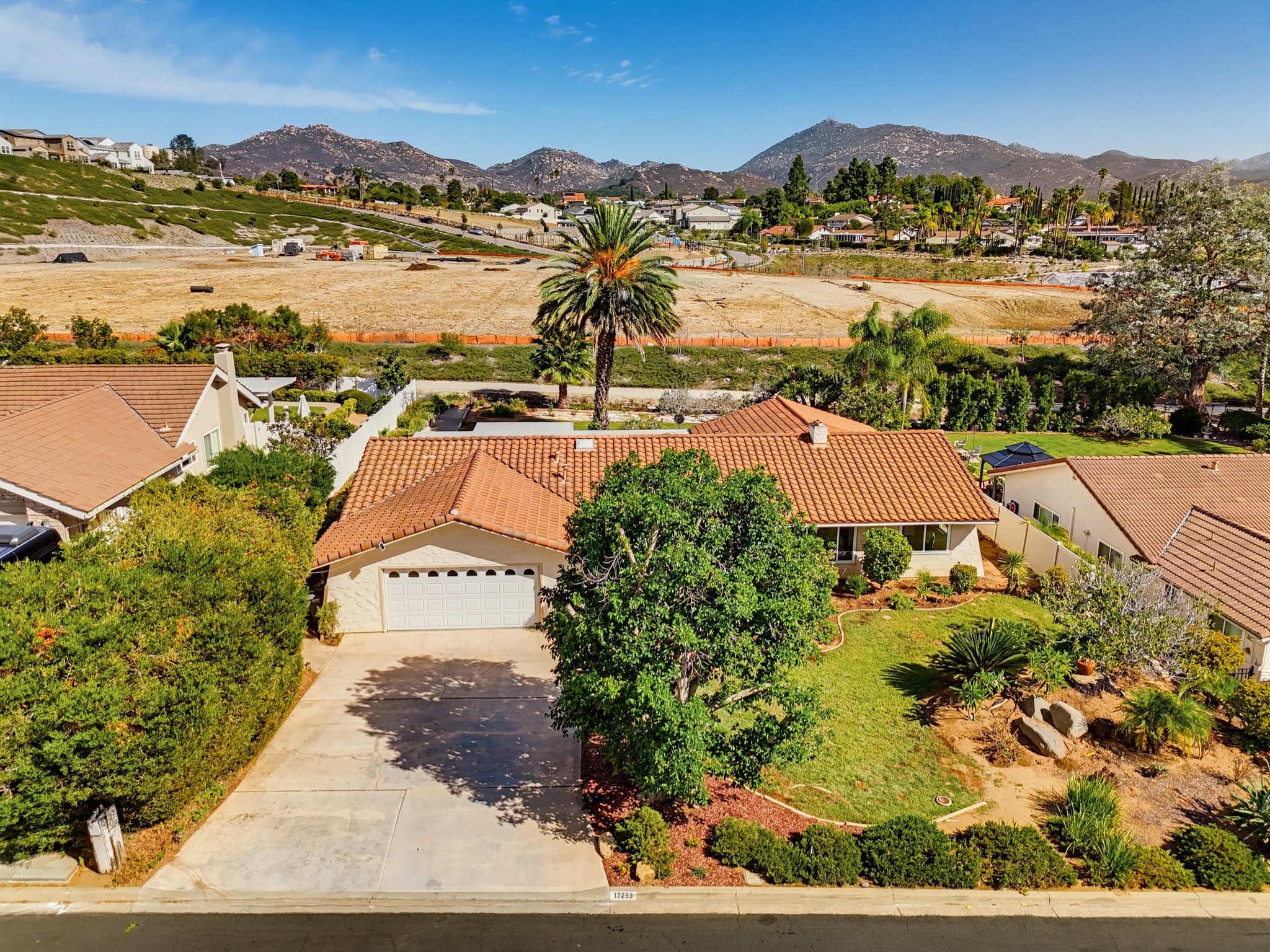 Virtual tour photo 4 of 105 for 17253 St Andrews Dr