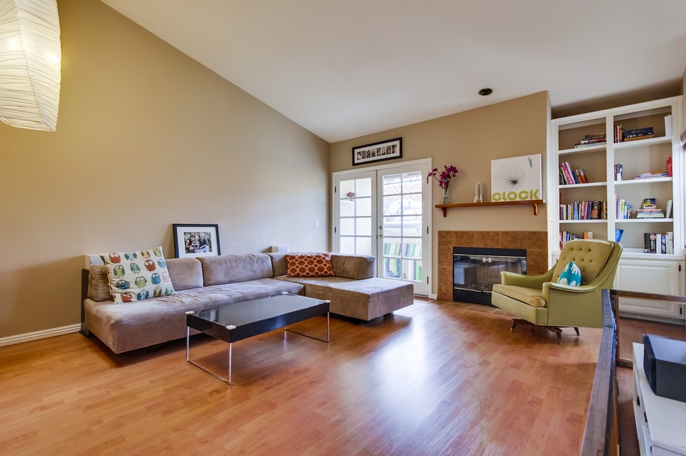 Virtual tour photo 6 of 27 for 1727 Essex Street #2