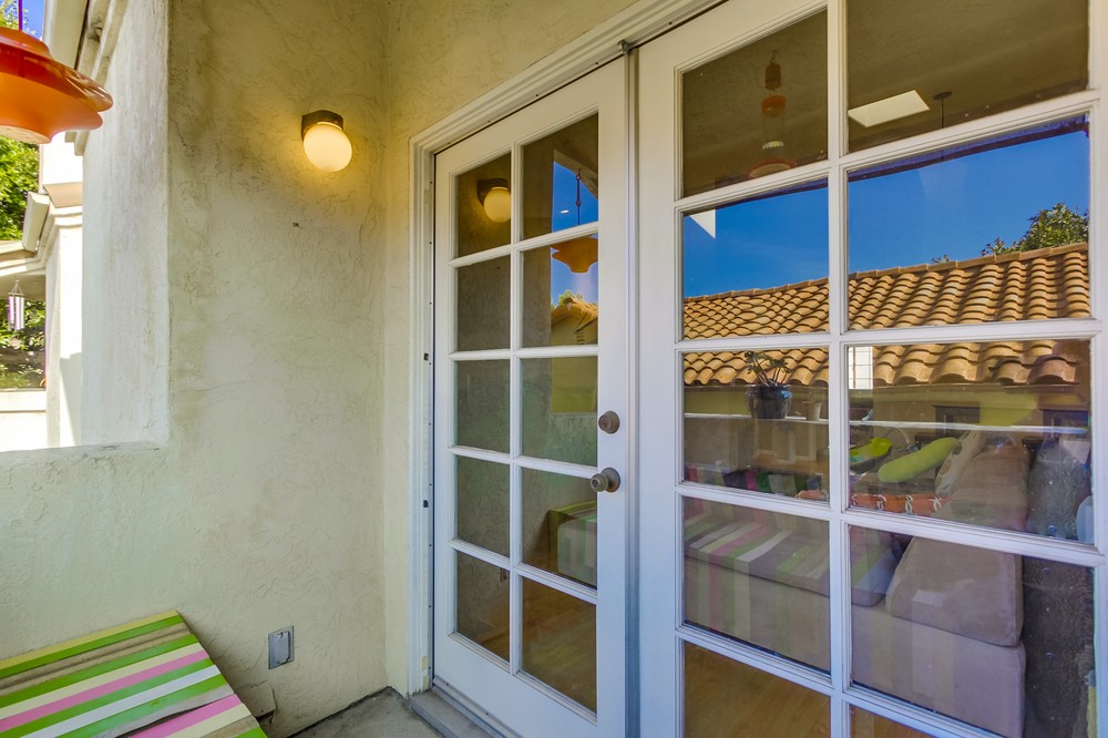 Virtual tour photo 16 of 27 for 1727 Essex Street #2