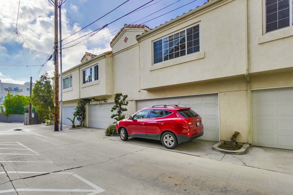 Virtual tour photo 27 of 27 for 1727 Essex Street #2