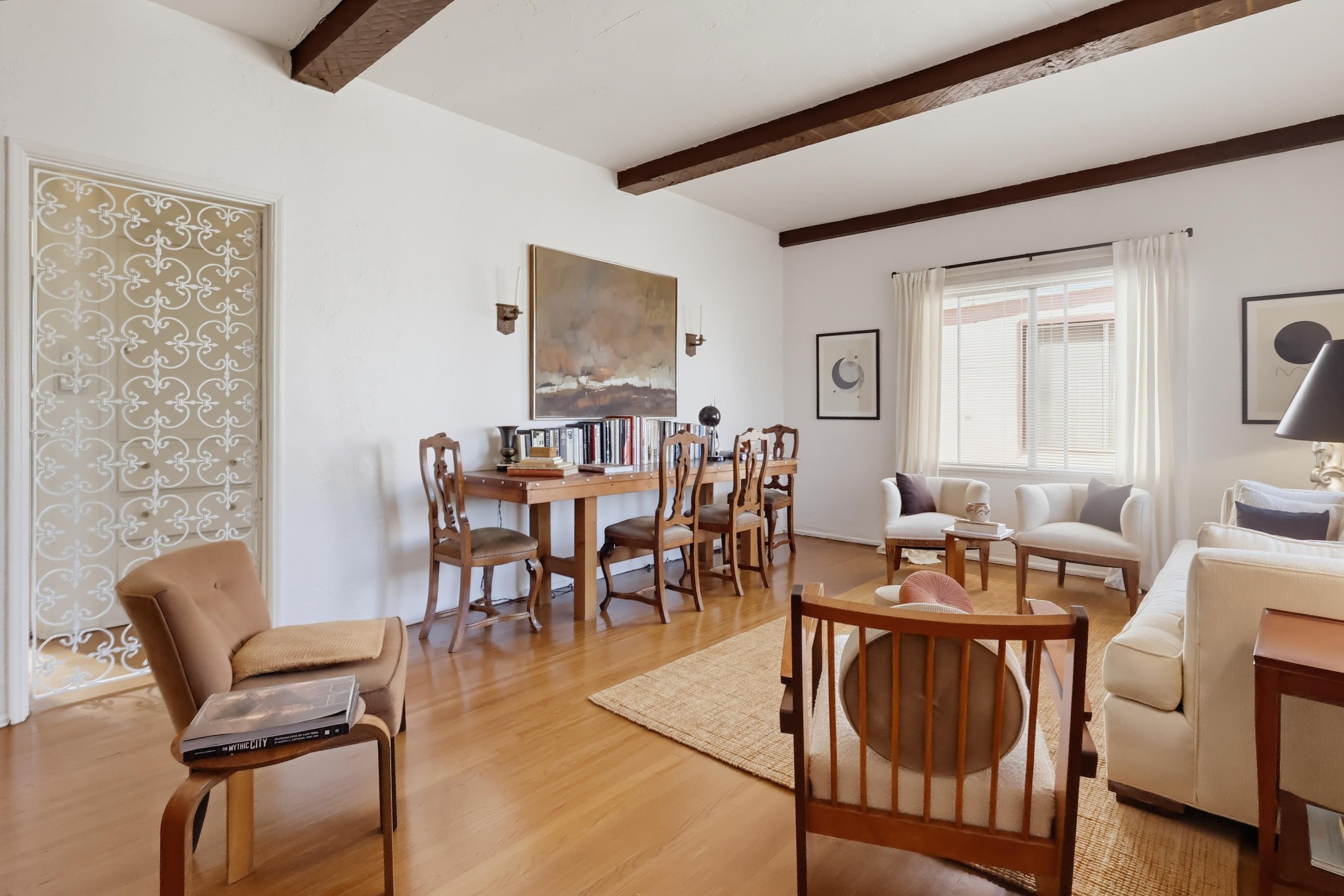 Virtual tour photo 21 of 55 for 1728 E 3rd St Apt 15