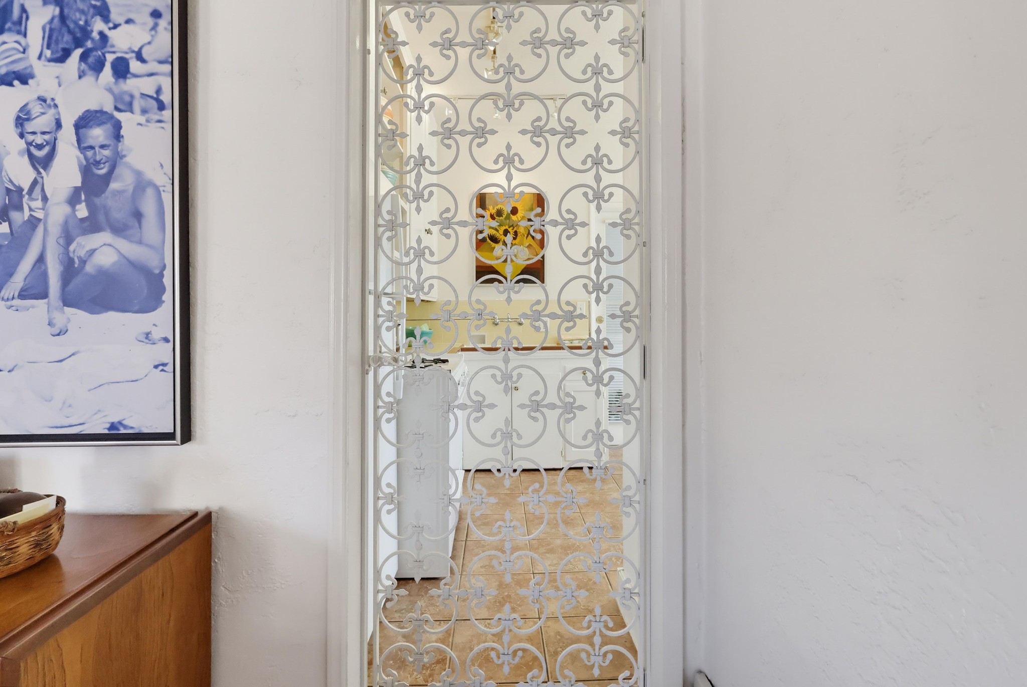 Virtual tour photo 31 of 55 for 1728 E 3rd St Apt 15