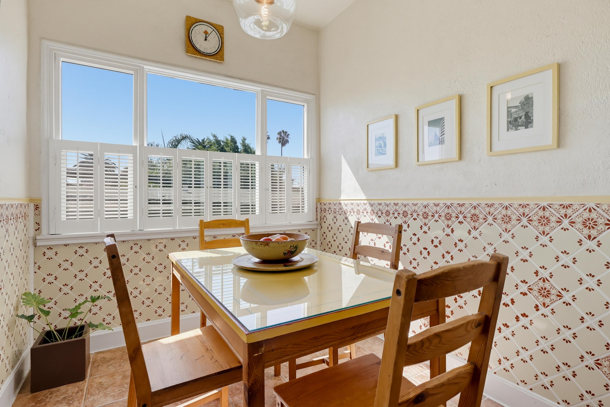Virtual tour photo 36 of 55 for 1728 E 3rd St Apt 15