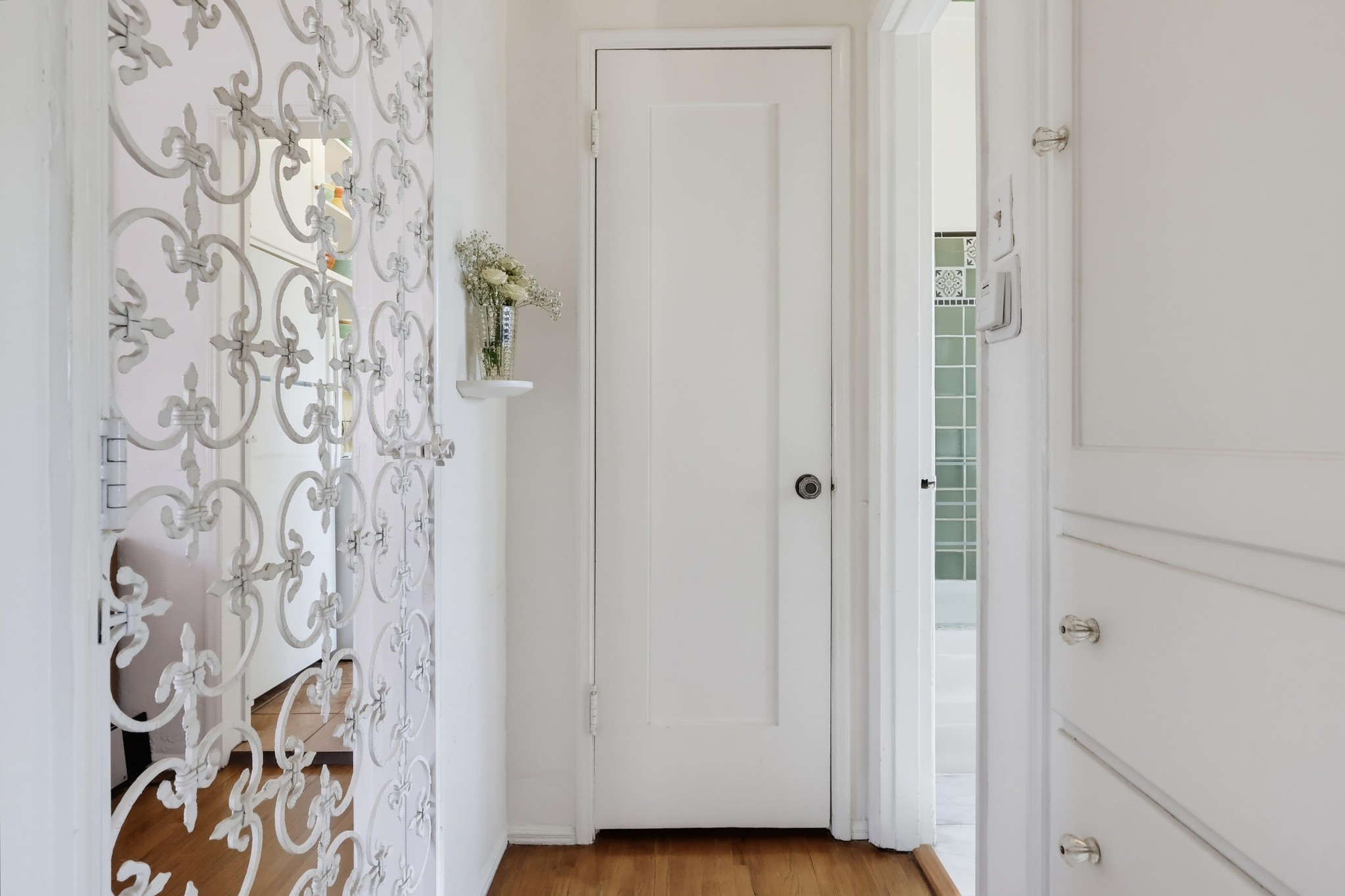 Virtual tour photo 45 of 55 for 1728 E 3rd St Apt 15