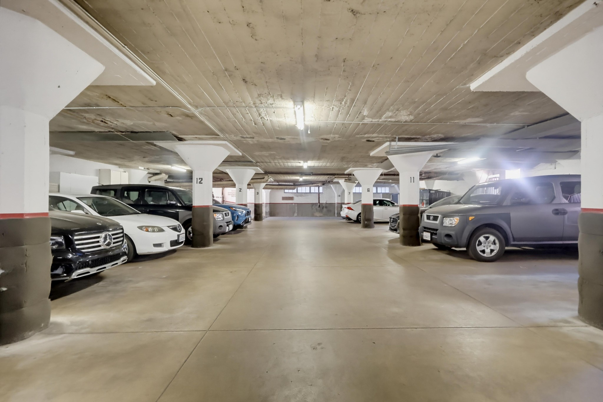 Virtual tour photo 53 of 55 for 1728 E 3rd St Apt 15