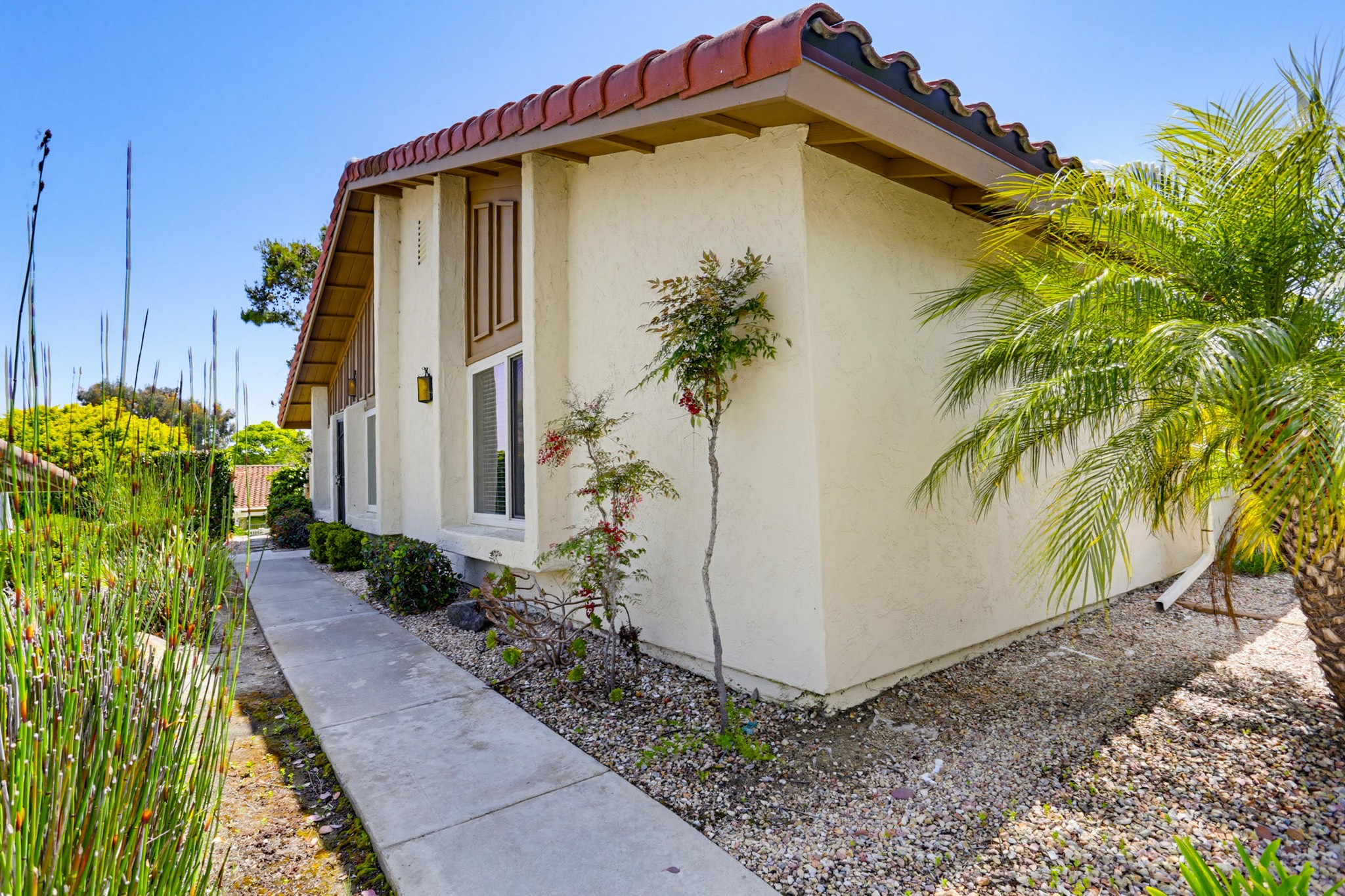 Virtual tour photo 3 of 33 for 1730 Pleasantdale Dr