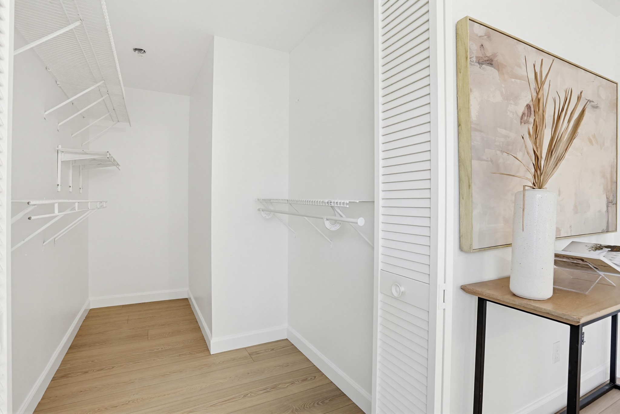 Virtual tour photo 25 of 33 for 1730 Pleasantdale Dr