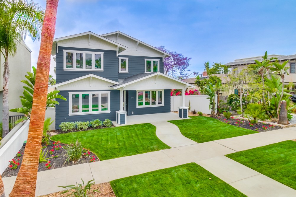 Virtual tour photo 3 of 67 for 1731 Law St
