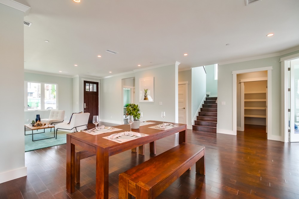 Virtual tour photo 14 of 67 for 1731 Law St