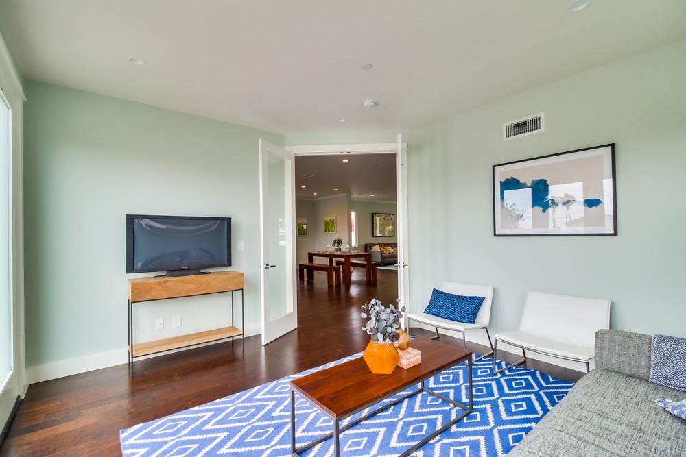 Virtual tour photo 24 of 67 for 1731 Law St