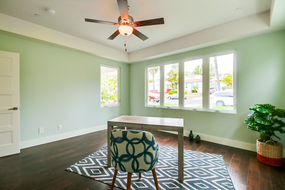 Virtual tour photo 32 of 67 for 1731 Law St