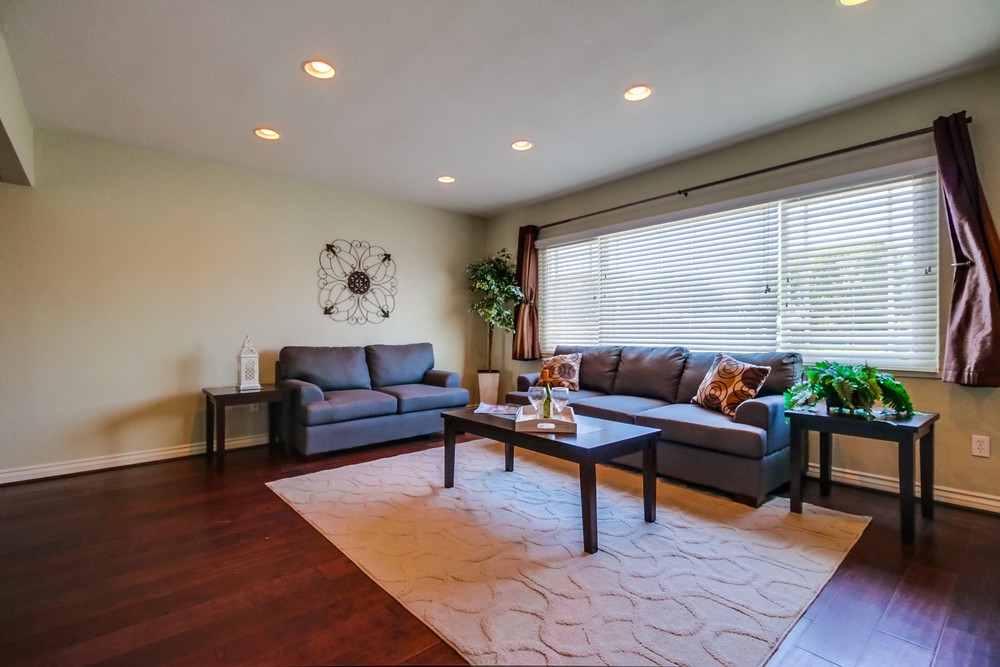 Virtual tour photo 5 of 31 for 1733 Brookline St