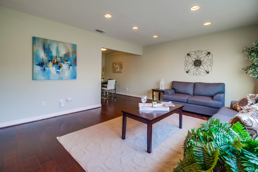 Virtual tour photo 6 of 31 for 1733 Brookline St
