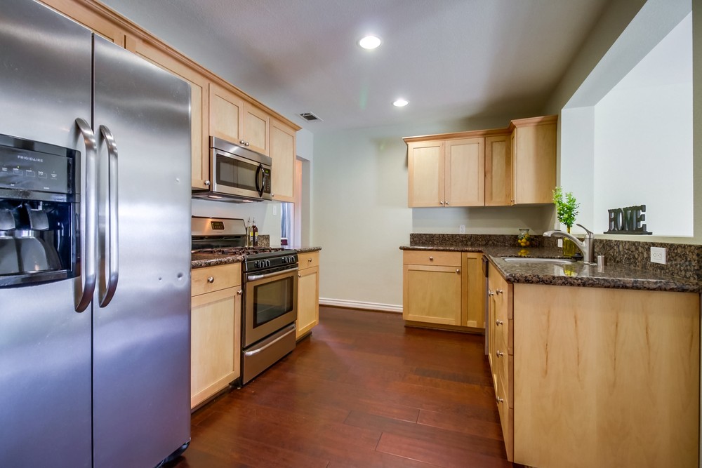 Virtual tour photo 11 of 31 for 1733 Brookline St