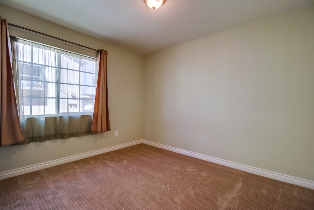 Virtual tour photo 22 of 31 for 1733 Brookline St
